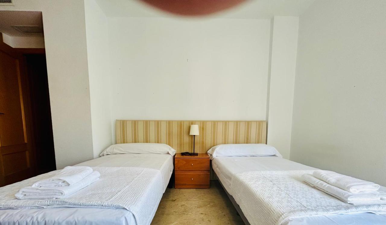 Guest House Teatinos 말라가 외부 사진